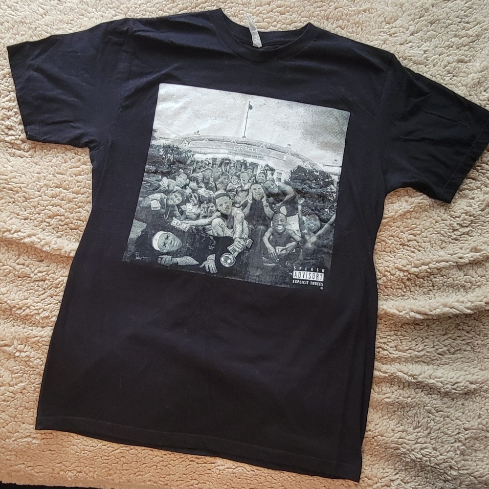 Warriors Explicit Black Graphic Tee with Monochrome Design